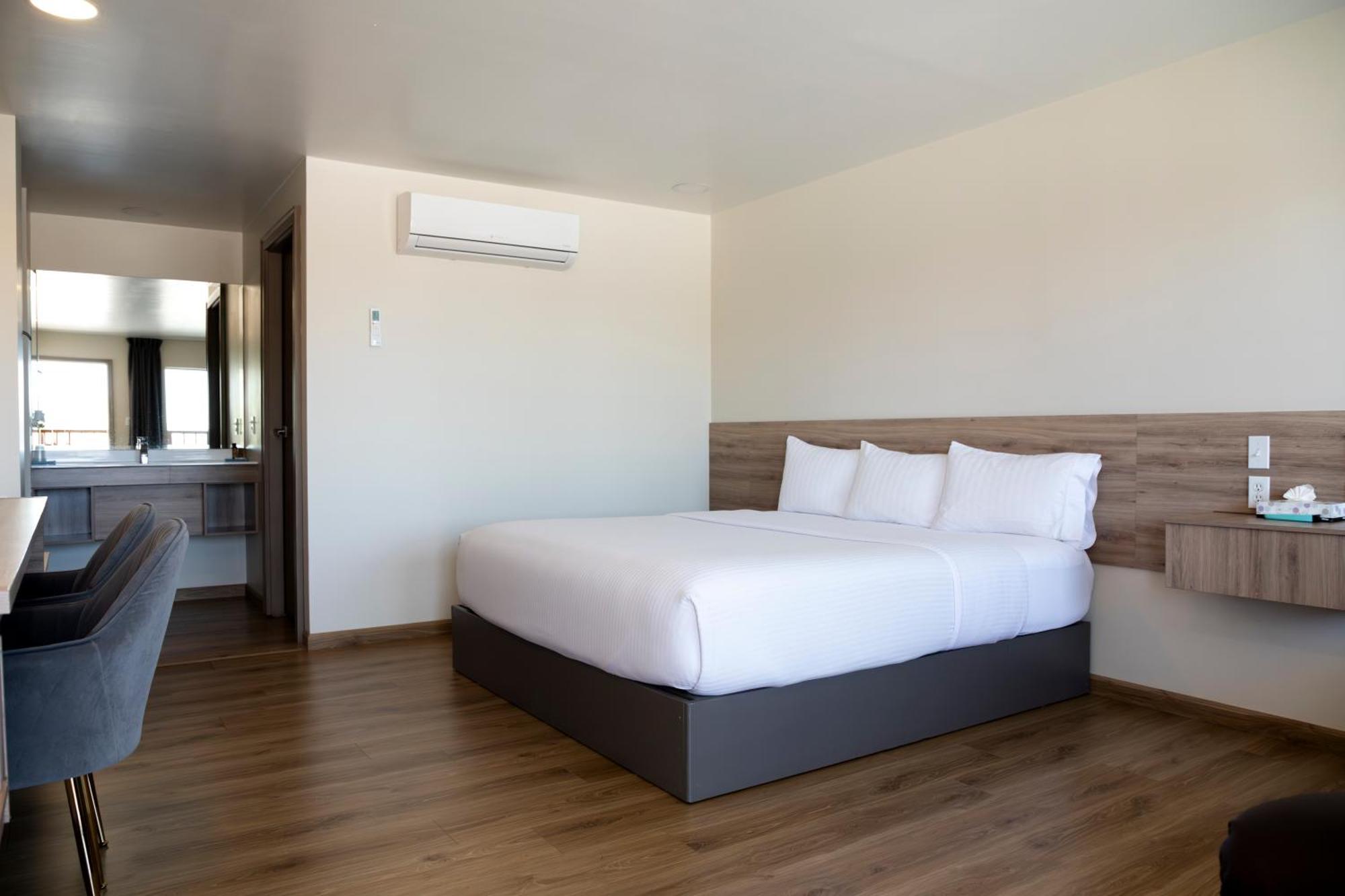 La Huerta Inn & Suites Ciudad Cuauhtemoc  Bagian luar foto